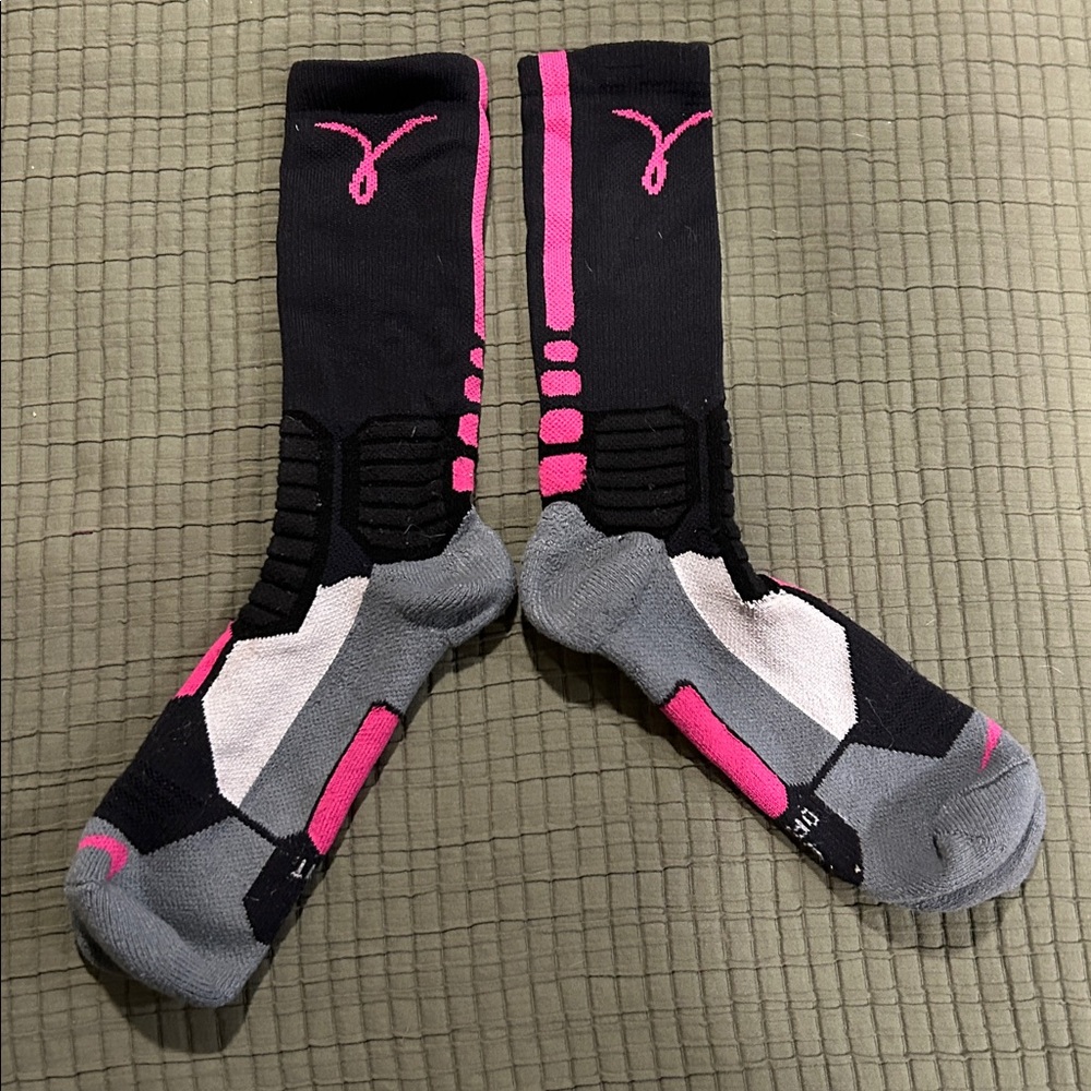 Nike elite breast cancer edition
